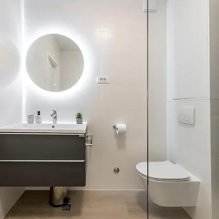 Mint Apartment